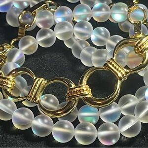Vintage Gold Toned MONET stamped Chain Style Necklace With Hook Clasp